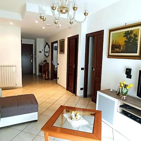 Il Tulipano Apartment ซานบาร์โตโลเมโอ อัล มาเร ภายนอก รูปภาพ
