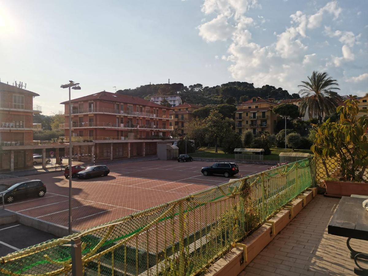 Il Tulipano Apartment ซานบาร์โตโลเมโอ อัล มาเร ภายนอก รูปภาพ